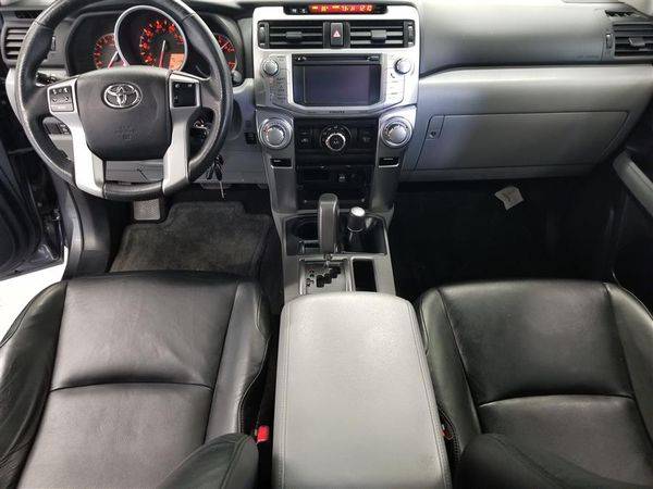 2012 Toyota 4Runner SR5 -EASY FINANCING AVAILABLE for sale in Bridgeport, CT – photo 10