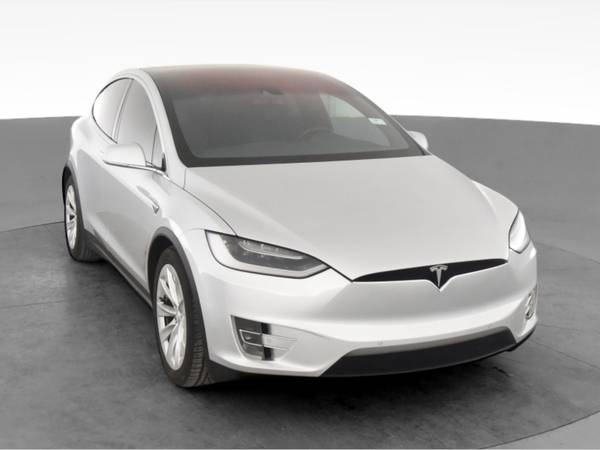 2016 Tesla Model X 75D Sport Utility 4D suv Silver - FINANCE ONLINE... for sale in San Diego, CA – photo 16