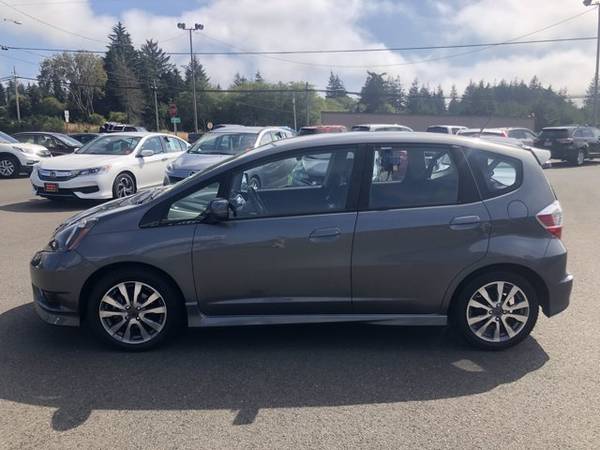 2013 Honda Fit Sport - cars & trucks - by dealer - vehicle... for sale in Coos Bay, OR – photo 4