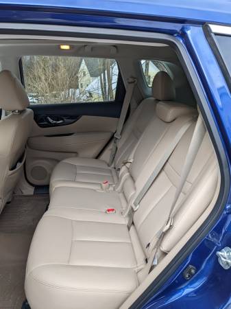 One Owner, Low Mile 2019 Nissan Rogue SL for sale in Manchester Center, VT – photo 9