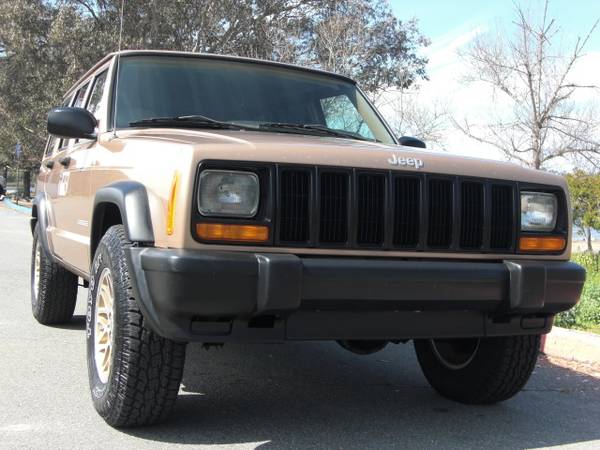 1999 JEEP CHEROKEE XJ 4.0L 4WD, LOW MILES, VERY CLEAN EXEMPLE for sale in El Cajon, CA – photo 2