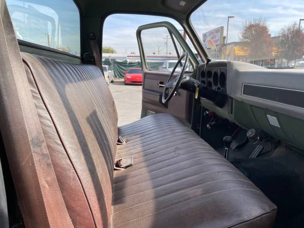 1986 Chevrolet 4x4 dually Diesel Military Low Miles for sale in El Paso, TX – photo 13