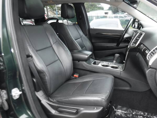 2011 Jeep Grand Cherokee - cars & trucks - by dealer - vehicle... for sale in New Port Richey , FL – photo 9