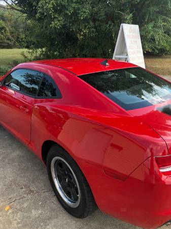 2011 Chevy Camaro 29,000 actual miles for sale in Point Pleasant, WV – photo 8