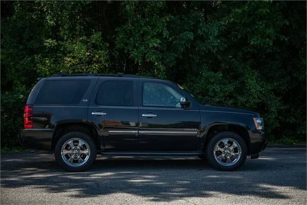 2013 Chevrolet Tahoe LTZ 4X4 *LOADED* 3RD ROW* TV* NAV* ROOF* LEATHER* for sale in High Point, SC – photo 4