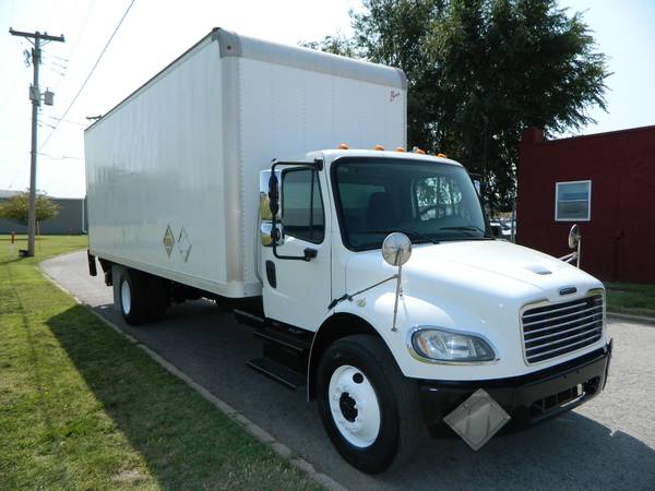 2017 Freightliner Box Truck Straight Truck - - by for sale in Kansas City, MO – photo 4
