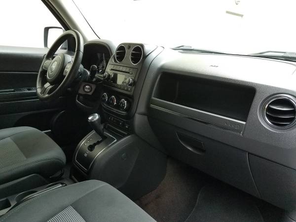 2014 Jeep Patriot Latitude 4X4. Heated Seats. Rmt Start. Warranty. for sale in Gladstone, OR – photo 13