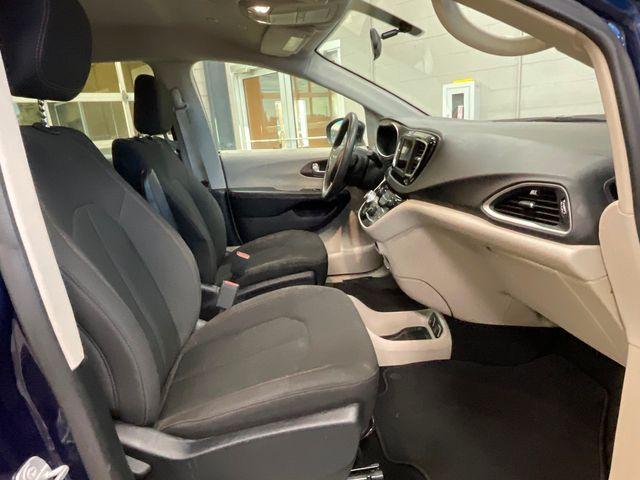 2018 Chrysler Pacifica Touring for sale in Louisville, TN – photo 17