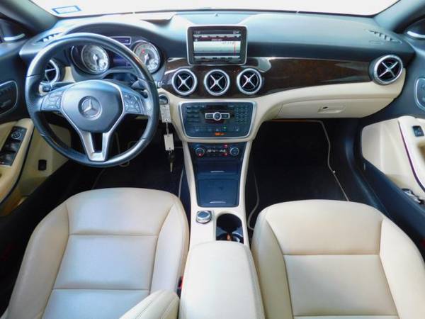 2014 Mercedes-Benz CLA-Class CLA 250 SKU:EN156290 Sedan for sale in Dallas, TX – photo 16