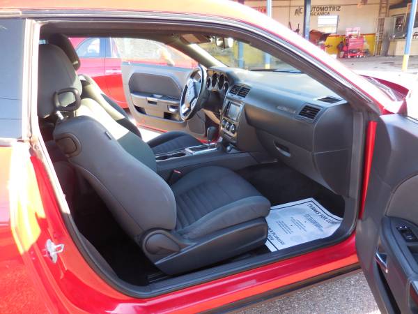 2012 DODGE CHALLENGER SXT AUT CANDY RED,STRIPES SPORTY !!!!! for sale in Brownsville, TX – photo 19