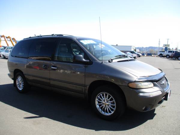 1999 CHRYSLER TOWN & COUNTRY VAN AWD 158K - - by for sale in Longview, WA – photo 6