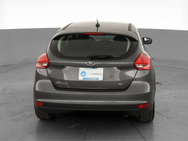 2015 Ford Focus SE Hatchback 4D hatchback Gray - FINANCE ONLINE -... for sale in Ronkonkoma, NY – photo 9