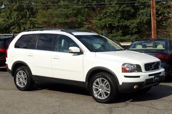 2010 Volvo XC90 3.2 AWD - heated leather, moonroof, 3rd row, financing for sale in Middleton, MA – photo 12