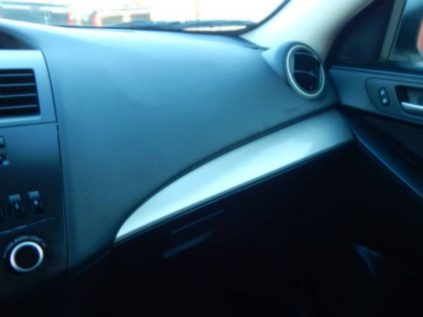 2012 Mazda MAZDA3 i Sport 4-Door for sale in San Marcos, TX – photo 24