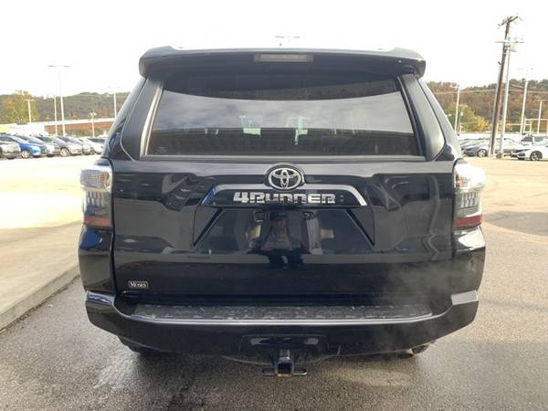 2021 Toyota 4Runner 4WD 4D Sport Utility/SUV SR5 Premium - cars & for sale in Saint Albans, WV – photo 9