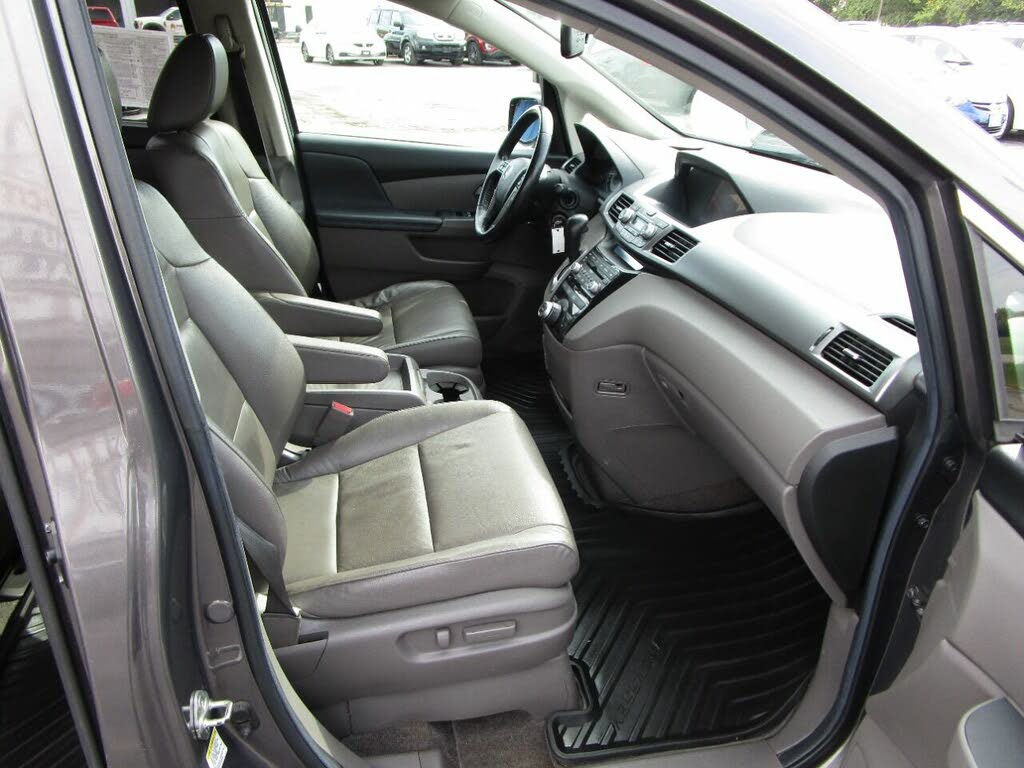 2012 Honda Odyssey Touring FWD for sale in MENASHA, WI – photo 14