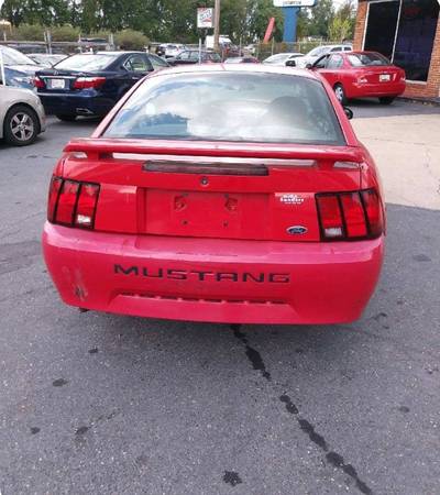 Great deal on this 2004 Ford Mustang (Gas saving 6cyl) for sale in Laurel, District Of Columbia – photo 3