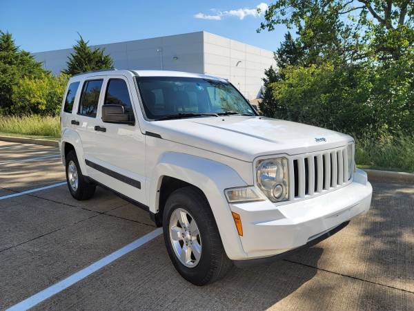 Very Nice 2011 Jeep Liberty for sale in Plano, TX – photo 3