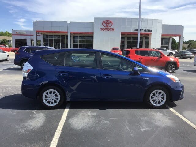 2013 Toyota Prius v Three FWD for sale in Wilson, NC – photo 11