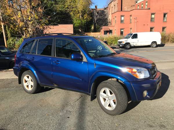 2005 Toyota Rav4 for sale in Troy, NY – photo 2