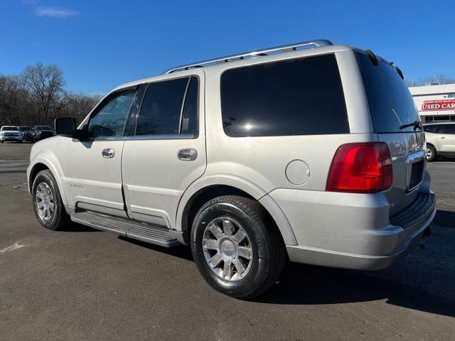 2004 Lincoln Navigator Luxury for sale in Other, MI – photo 3