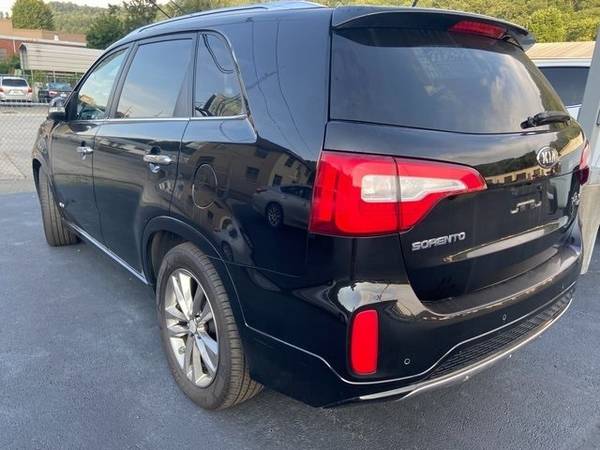 2014 Kia Sorento Limited V6 - - by dealer - vehicle for sale in Pikeville, KY – photo 3