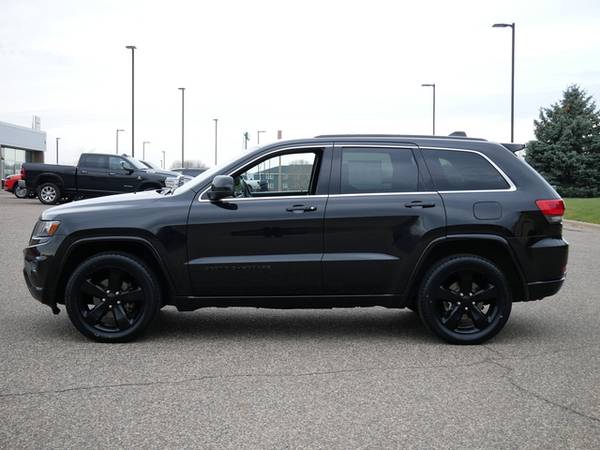 2015 Jeep GRAND CHEROKEE Altitude - cars & trucks - by dealer -... for sale in Hudson, MN – photo 6