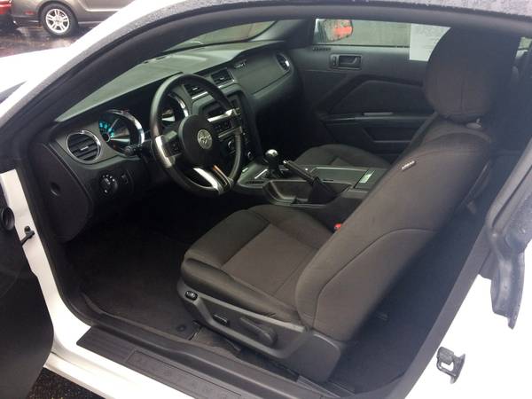 2014 White Ford Mustang GT, 5.0L DOHC, 6 Speed, w/ 37k miles for sale in Dover, PA – photo 7