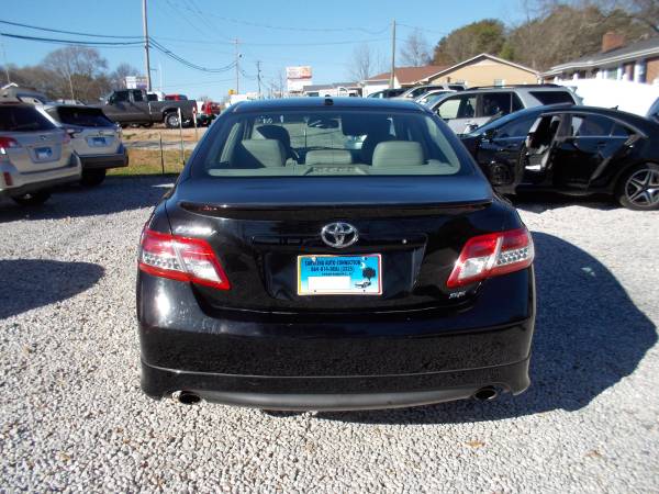2010 TOYOTA CAMRY SE, 2 owner, 1 accident, local, runs great, cheap! for sale in Spartanburg, SC – photo 3