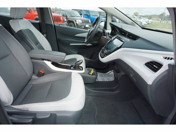 2017 Chevrolet Chevy Bolt EV Premier - - by dealer for sale in Brownsville, TN – photo 15