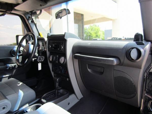 2007 Jeep Wrangler 2WD 4dr Unlimited Sahara for sale in Watauga (N. Fort Worth), TX – photo 17