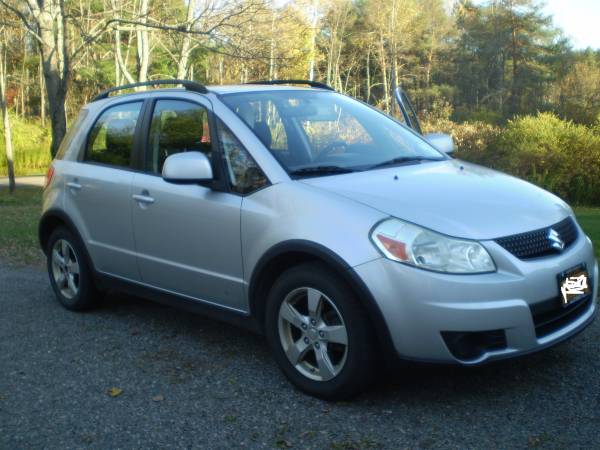 2011 Suzuki sx4 - cars & trucks - by owner - vehicle automotive sale for sale in Owego, NY
