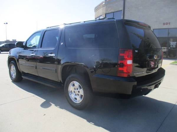2012 Chevrolet Suburban LT, 8-Pass., Leather, Sun, Dual Rear Ent., for sale in Fargo, ND – photo 8