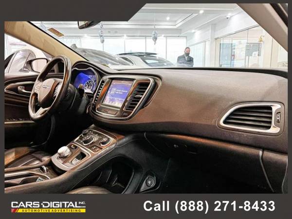2016 Chrysler 200 4dr Sdn Limited Platinum Sedan for sale in Franklin Square, NY – photo 16