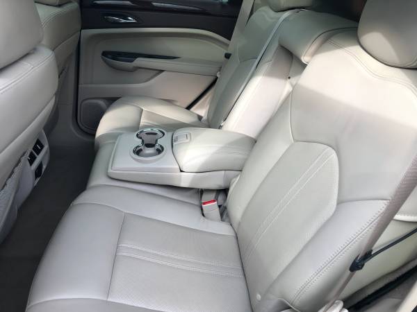 :::2013 CADILLAC SRX LUXURY COLLECTION:::: for sale in Hartford, CT – photo 16