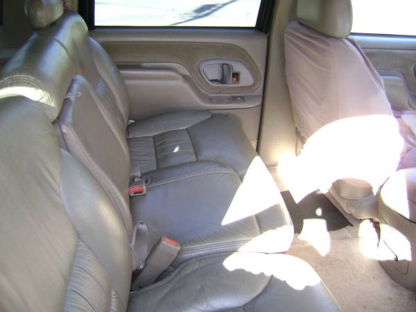 1997 Chevy Suburban for sale in Winchester, VA – photo 9