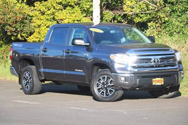 2016 Toyota Tundra 4WD Truck 4x4 SR5 Crew Cab - cars & trucks - by... for sale in Newport, OR