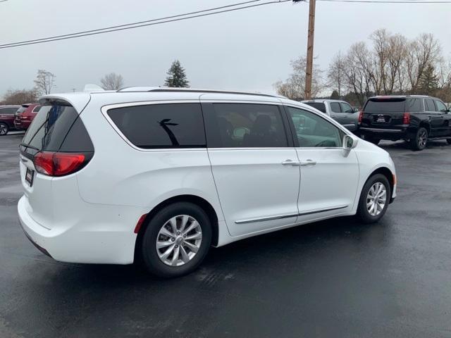2019 Chrysler Pacifica Touring-L for sale in PUYALLUP, WA – photo 3