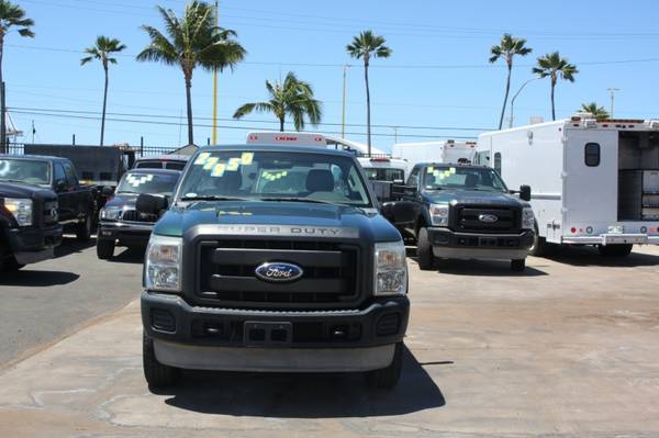 2011 Ford Super Duty F-250/Lift Gate/4x4/Reg Cab XL - cars & trucks... for sale in Honolulu, HI – photo 3