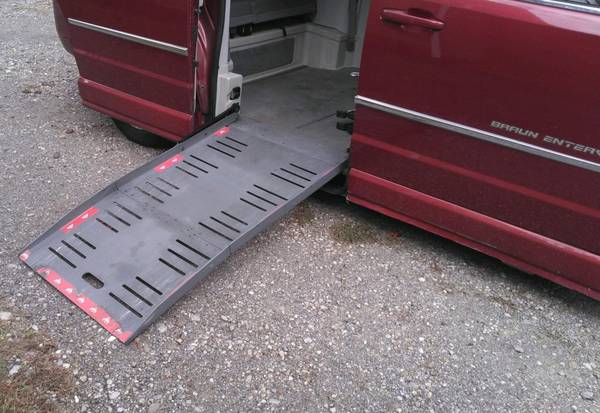 2010 DODGE VAN WITH WHEELCHAIR RAMP for sale in Mansfield, OH – photo 2