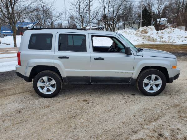 2011 JEEP PATRIOT SPORT! 4X4! RUNS STRONG! SOLID SUV! - cars & for sale in Lisbon, NY – photo 4
