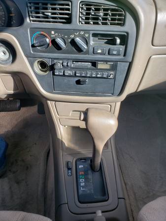 1995 Toyota Camry LE - cars & trucks - by dealer - vehicle... for sale in Fort Collins, CO – photo 8