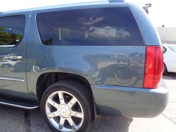 2008 Cadillac Escalade ESV ~ Loaded Luxury SUV ! We Finance !! for sale in Howell, MI – photo 17