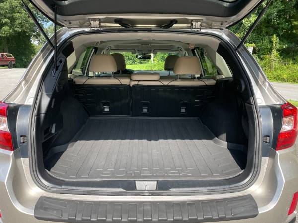 2016 SUBARU OUTBACK 3 6R LIMITED - - by dealer for sale in Skyland, NC – photo 9