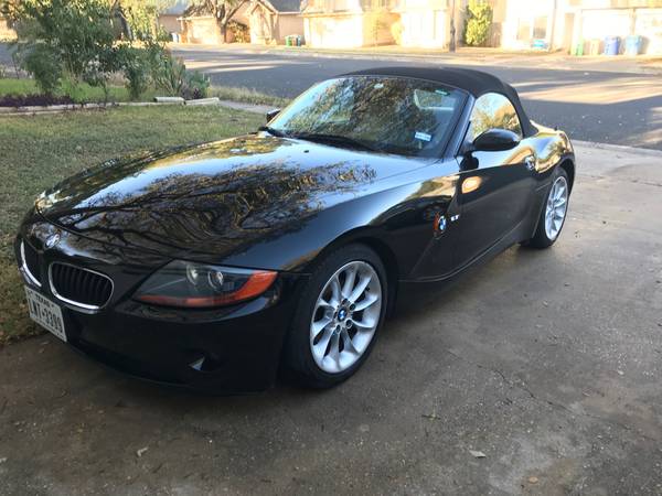 2004 BMW Z4 2.5i Clean only 36k Miles - cars & trucks - by owner -... for sale in Austin, TX