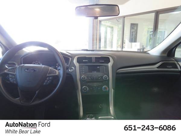2017 Ford Fusion SE SKU:HR107366 Sedan for sale in White Bear Lake, MN – photo 13
