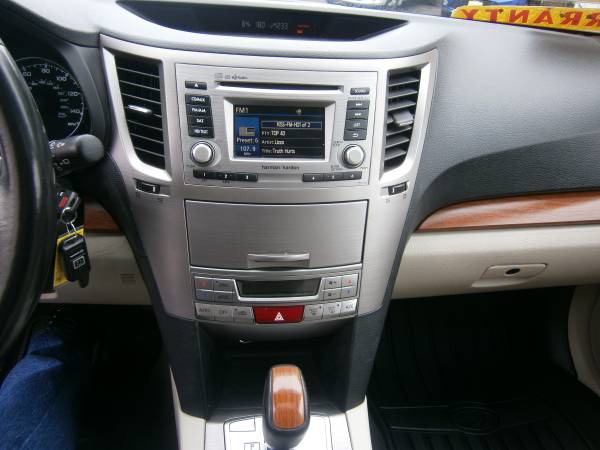 2013 Subaru Outback 2.5i Limited AWD 4dr Wagon 85004 Miles for sale in QUINCY, MA – photo 15