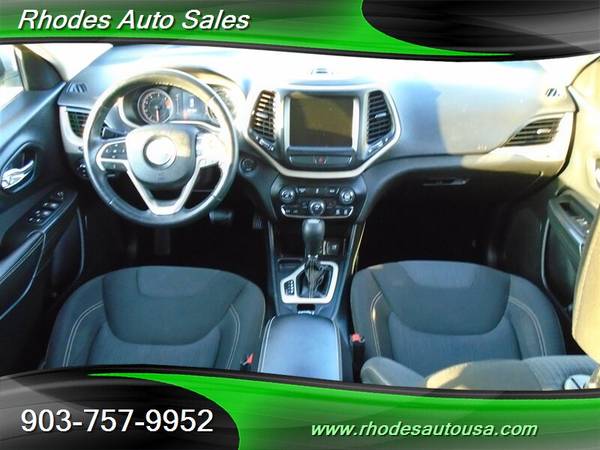 2016 JEEP CHEROKEE LATITUDE - - by dealer - vehicle for sale in Longview, TX – photo 10