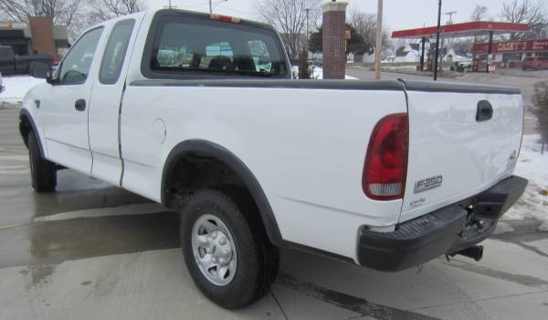 2001 Ford F150, XL, EX Cab, V8, Auto, 4X4, Tow, Runs and Drives Great! for sale in Louisburg KS.,, MO – photo 3