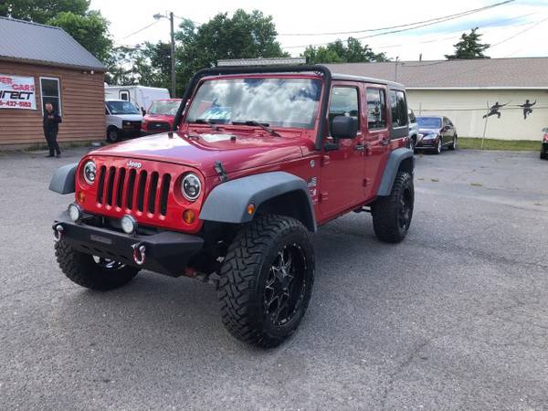 Jeep Wrangler Unlimited X 4x4 Lifted SUV Custom Wheels Used Jeeps V6 for sale in Greenville, SC – photo 2